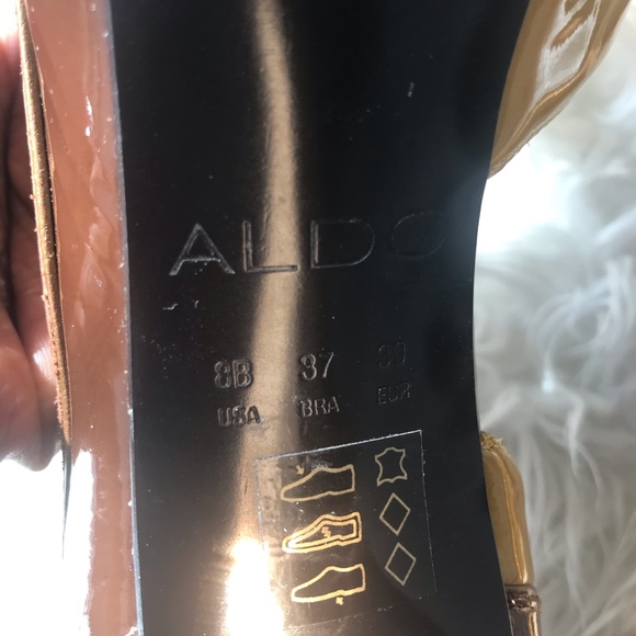 Beautiful Vintage-like Aldo High Heels! - Picture 4 of 5